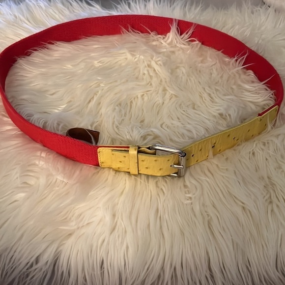 Club Monaco Woman’s Belt. Size 6/M Red and Yellow - Picture 2 of 6